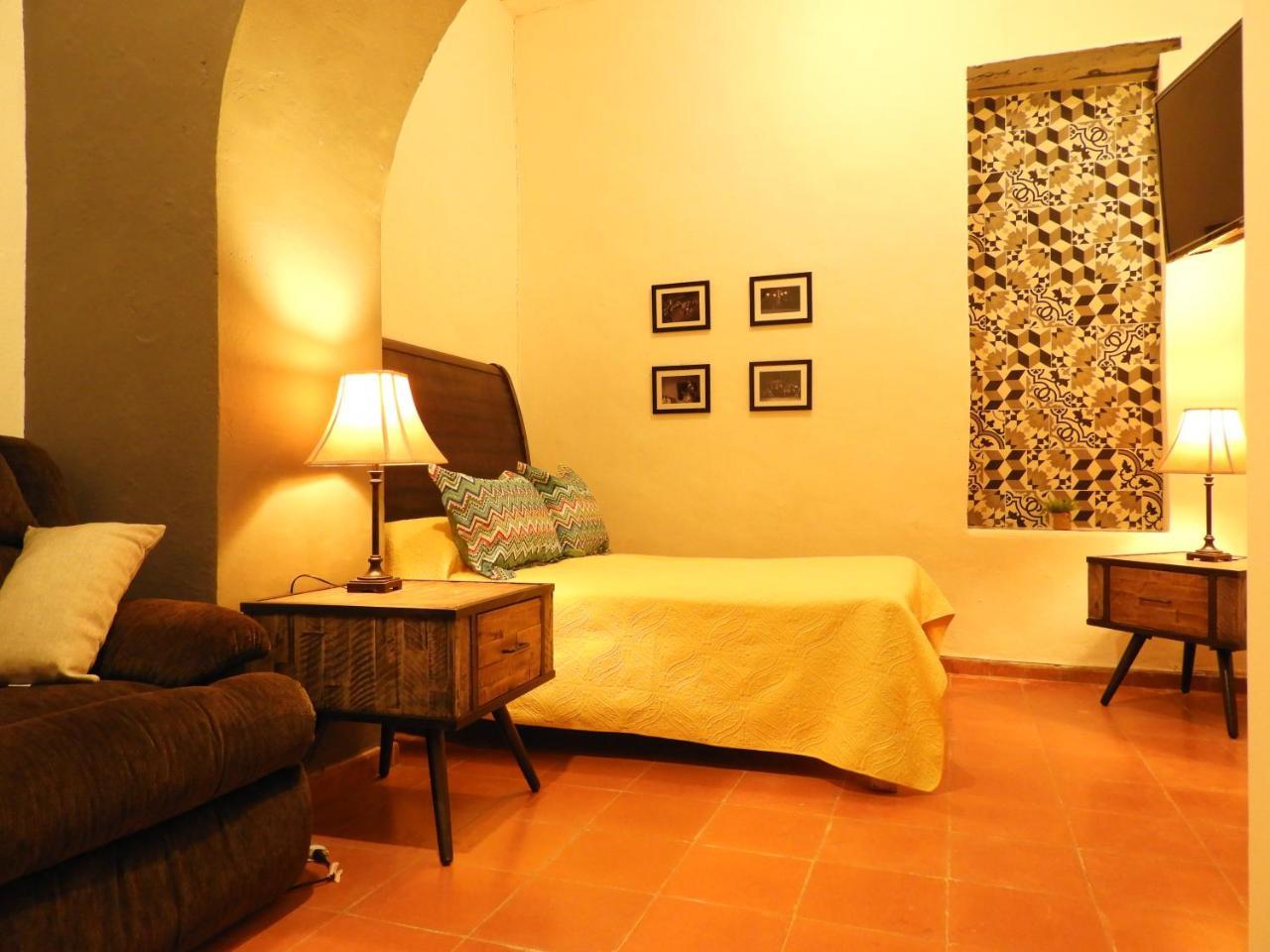 El Rincon De Cervantes Secret House By Lunian Guanajuato Bagian luar foto
